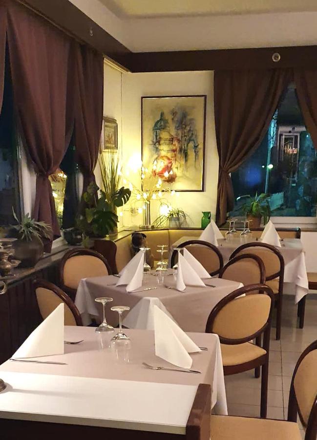 Hotel Garni Bad Cafe Bad Niedernau ภายนอก รูปภาพ